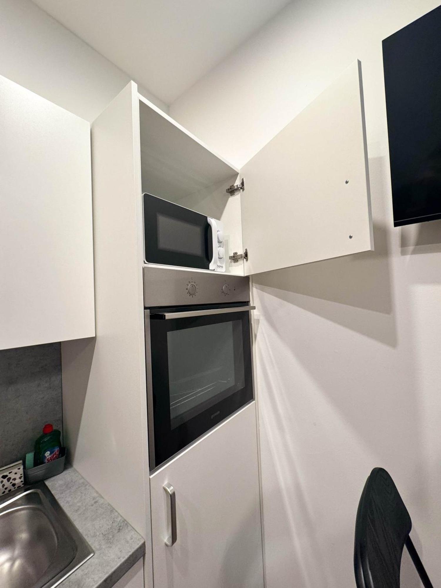 וינה Cozy Apartments In Central Location With Free Parking מראה חיצוני תמונה